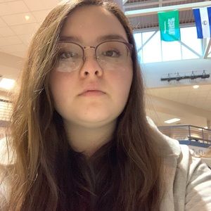 Meet your Posher, Lilly